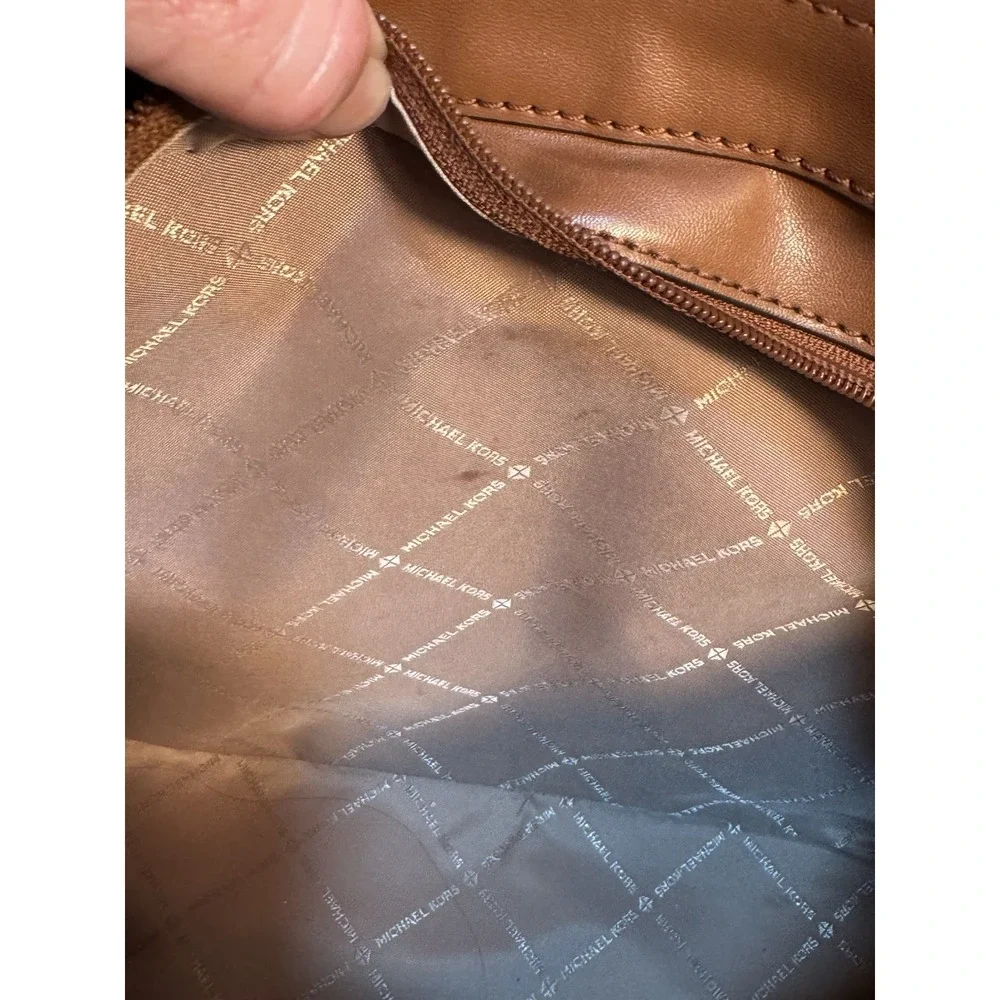 Michael Kors Medium Brown Leather Tote Bag with Zip With A Wallet Pre-Owned